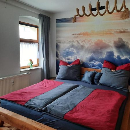 Neu! Geschmackvolle Fewo Lengenfeld Lengenfeld  Bagian luar foto
