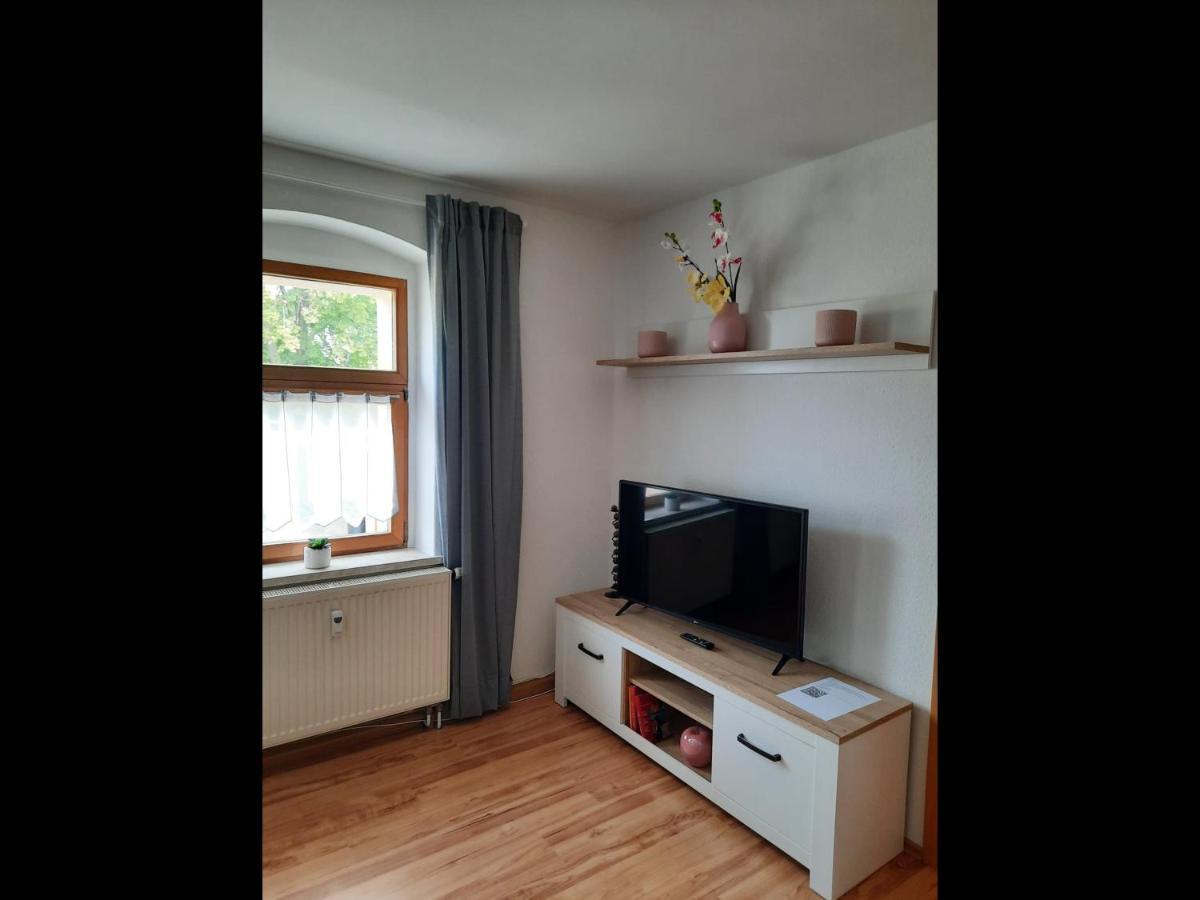 Neu! Geschmackvolle Fewo Lengenfeld Lengenfeld  Bagian luar foto